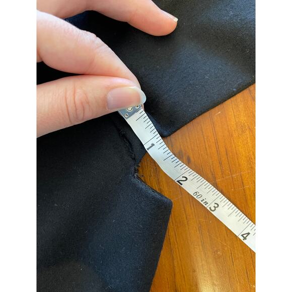 Elie Tahari Size 4 Wool Blend Dress Leather Neckline Black Fully Lined SmallFlaw - Picture 11 of 11